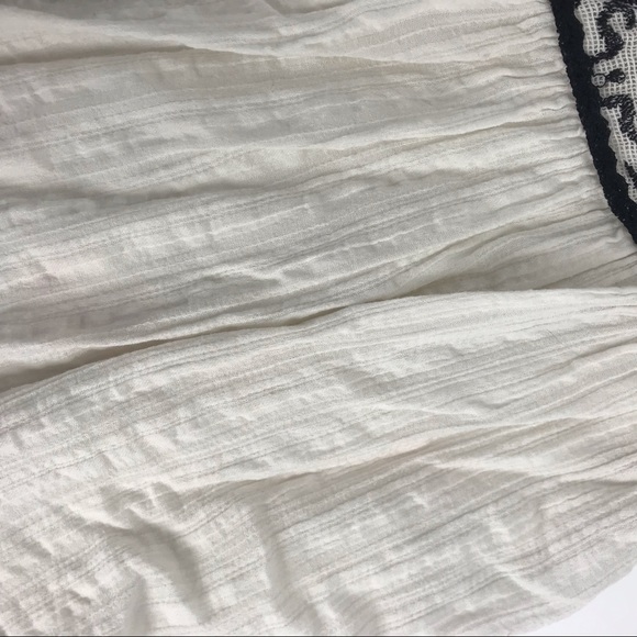 American eagle off the shoulder top medium floral embroidered boho - Picture 5 of 7